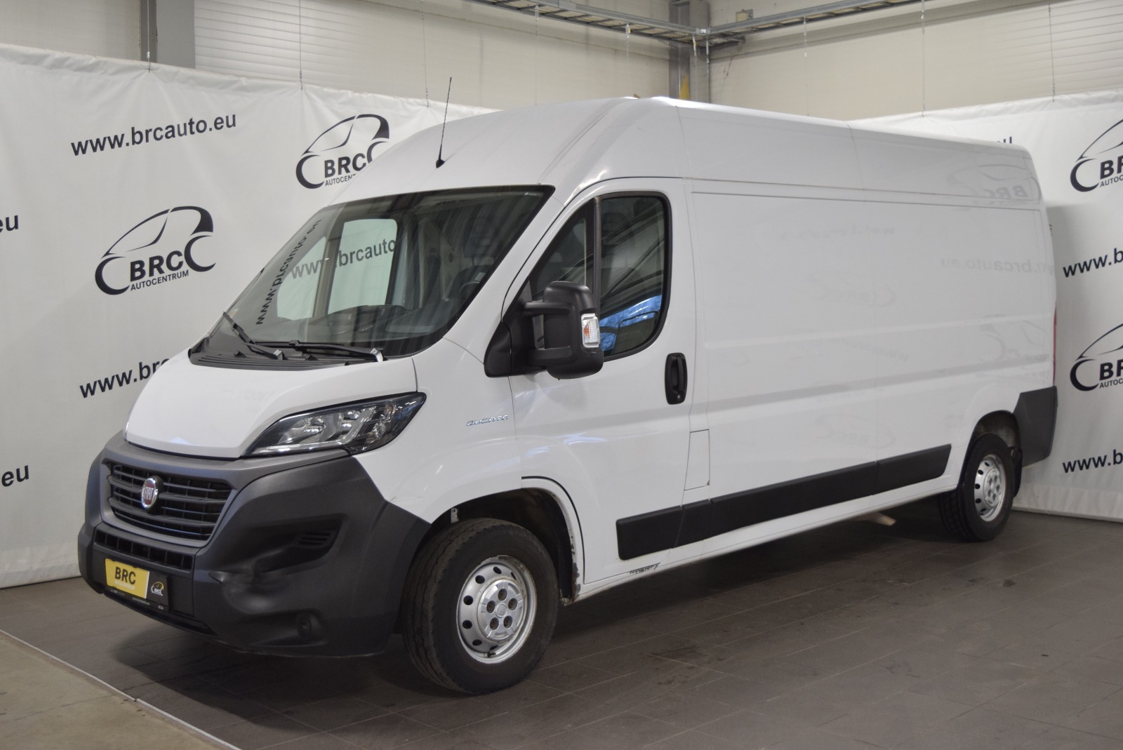 private.leasing.objectsforsale.alt.uniSaleTypeCommercialVehicle Fiat Ducato