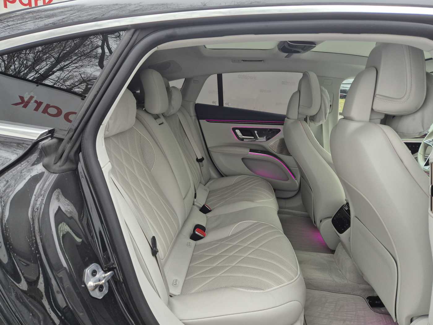 Vieglā automašīna: Mercedes-Benz EQS 450+