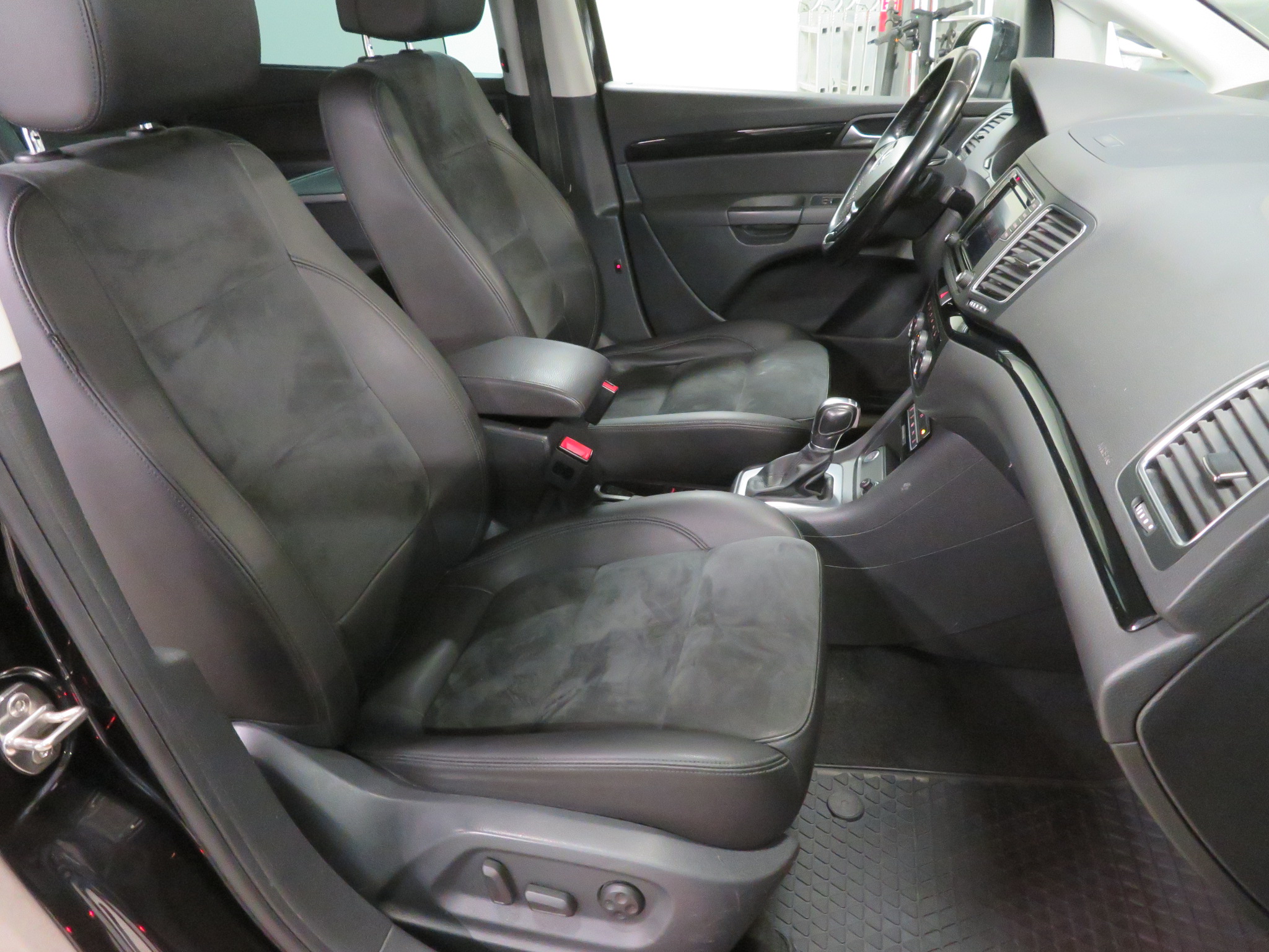 Vieglā automašīna: Volkswagen Sharan