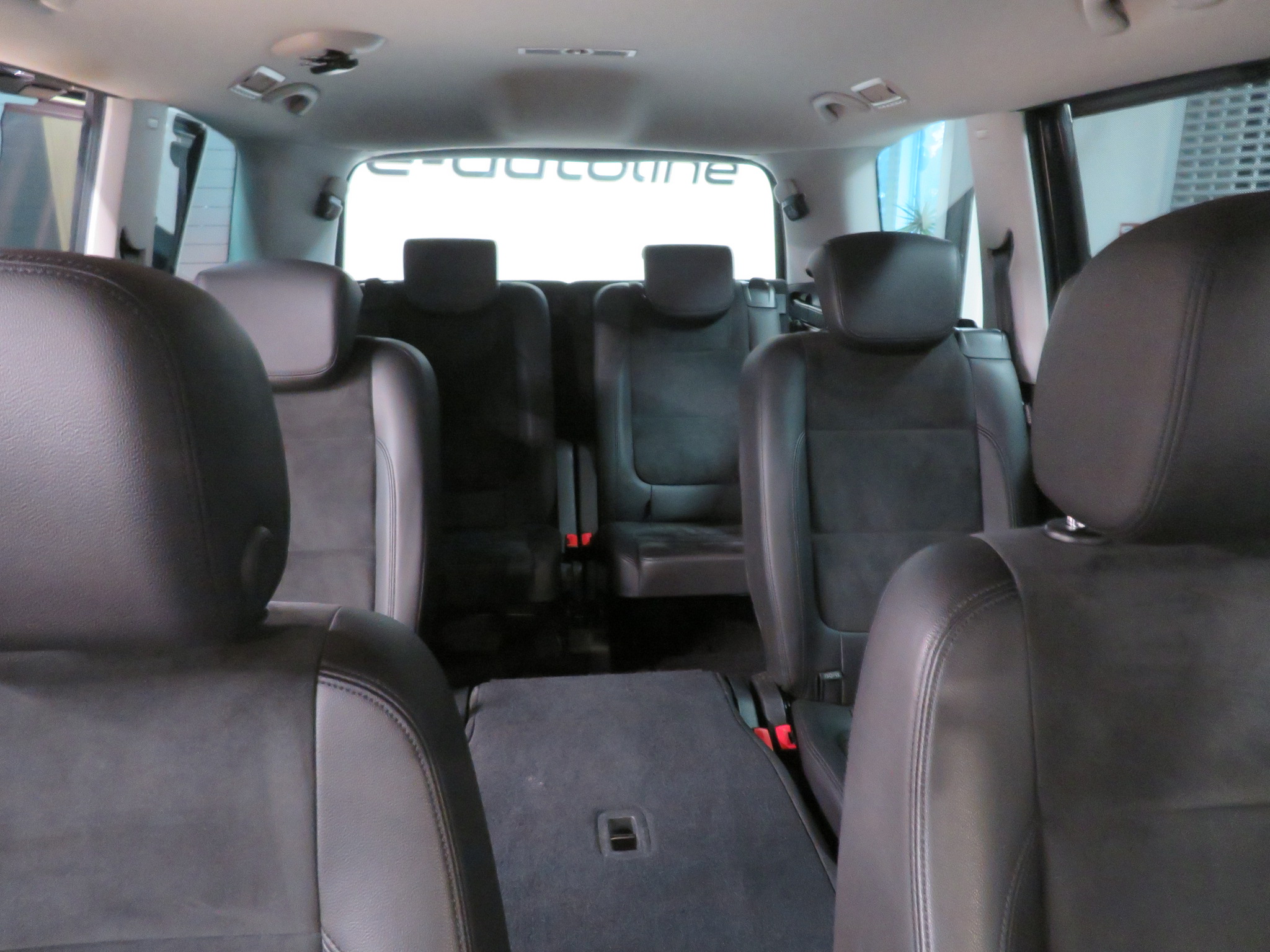 Vieglā automašīna: Volkswagen Sharan