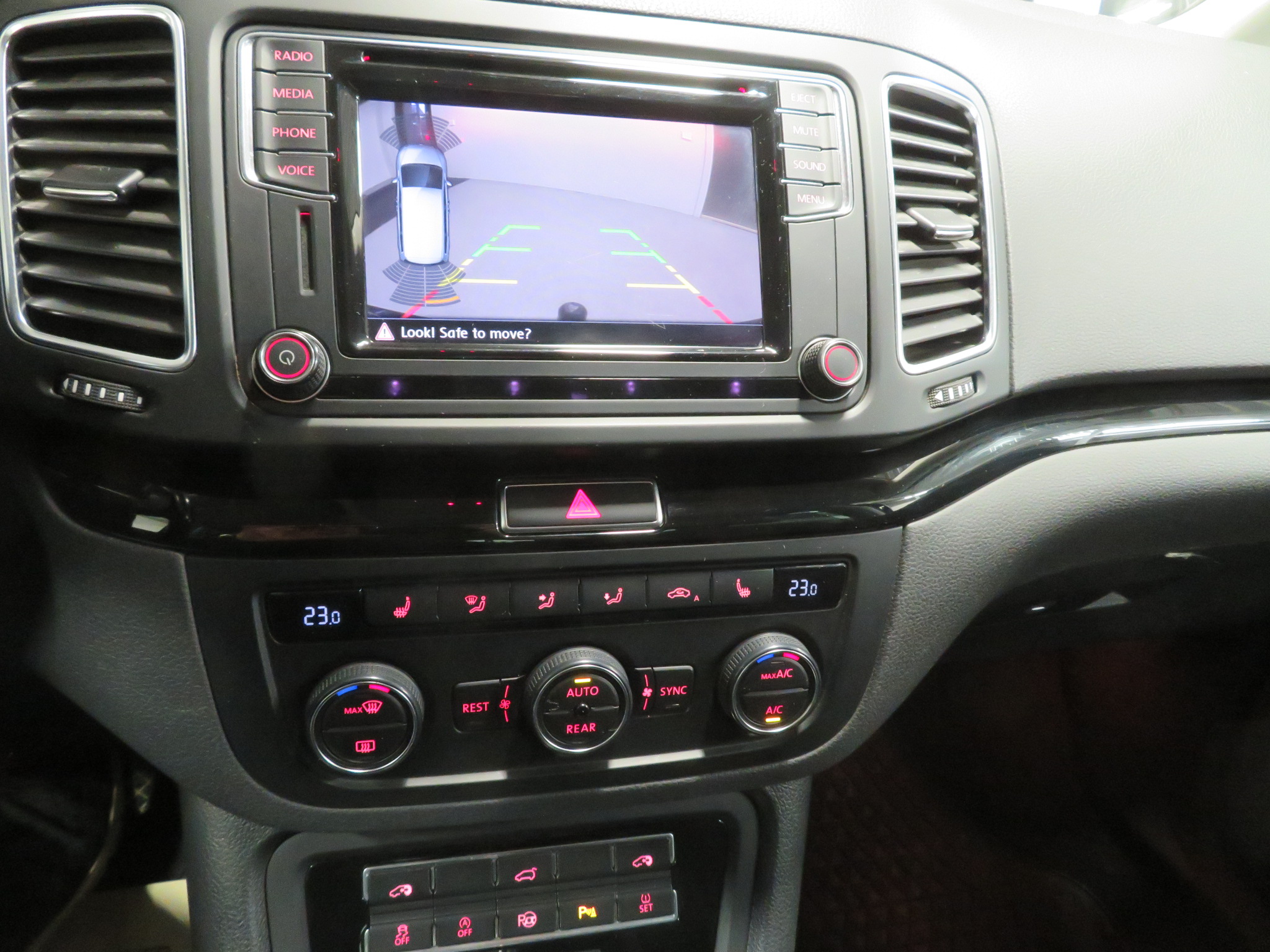 Vieglā automašīna: Volkswagen Sharan