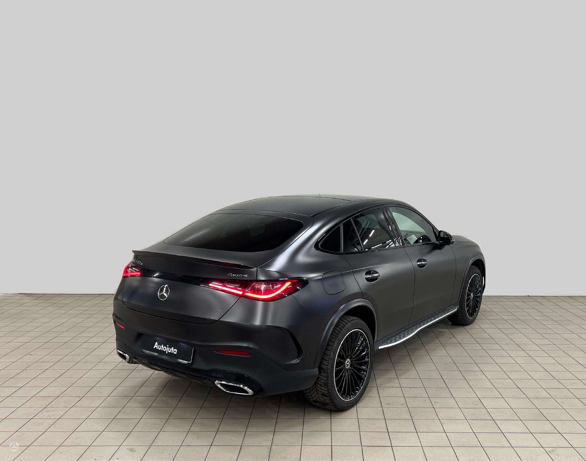 Легковой автомобиль: Mercedes-Benz GLC Coupe 400