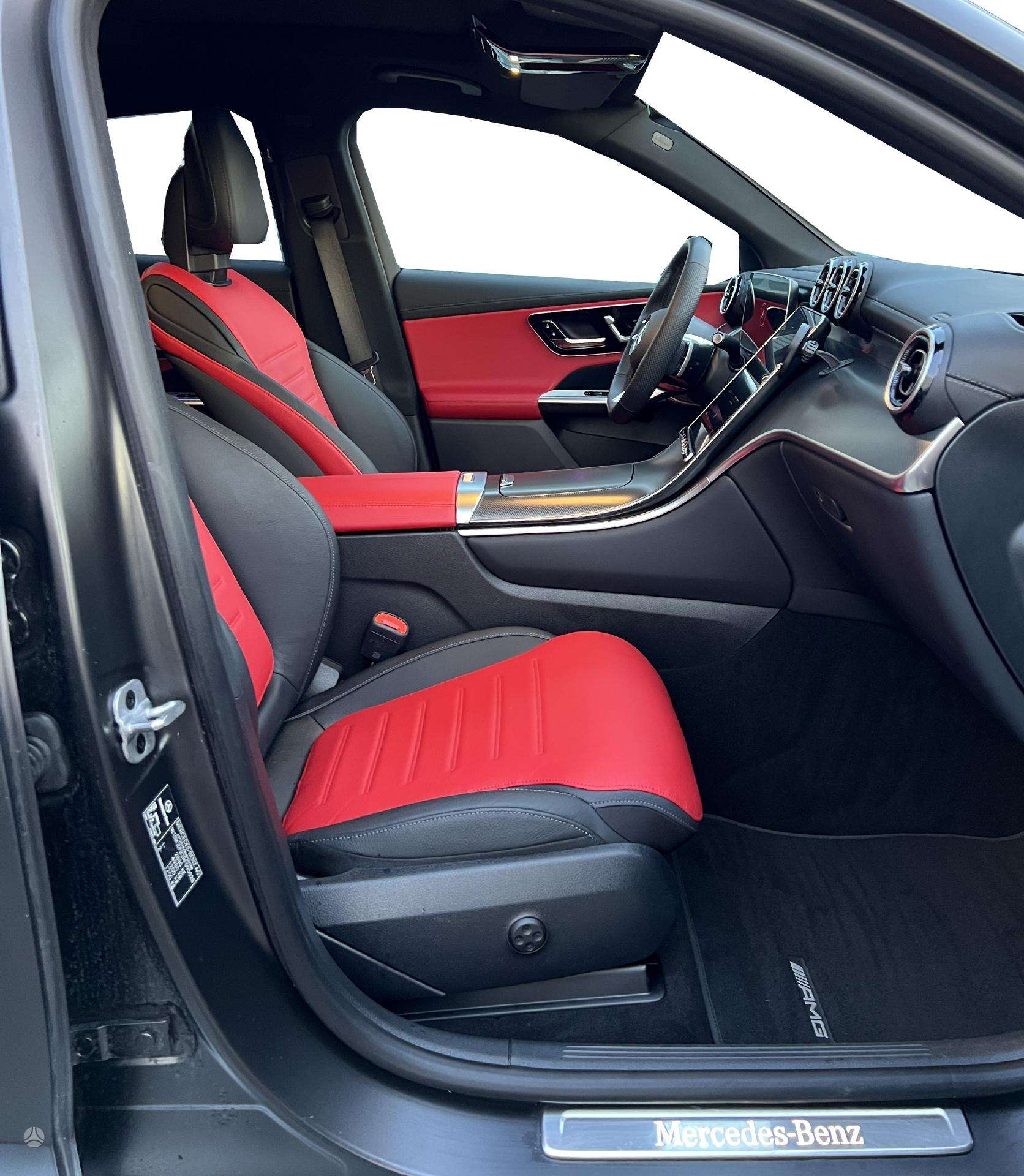 Легковой автомобиль: Mercedes-Benz GLC Coupe 400