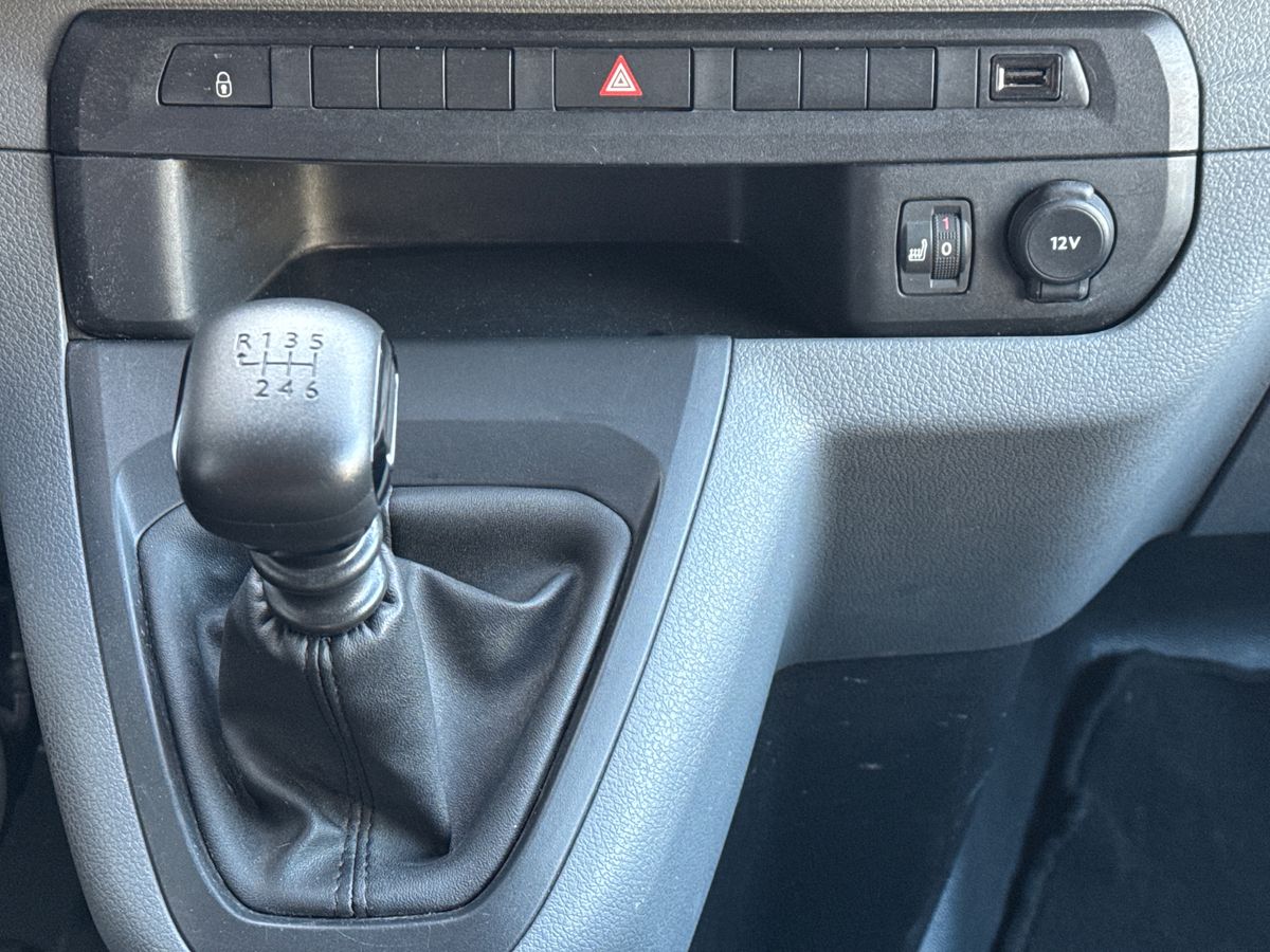 Vieglā automašīna: Toyota Proace