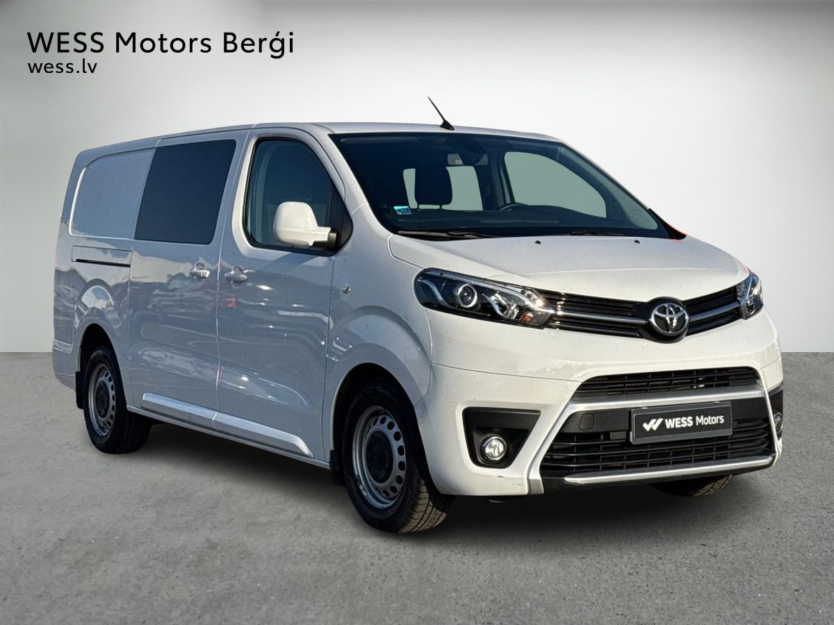 Vieglā automašīna: Toyota Proace
