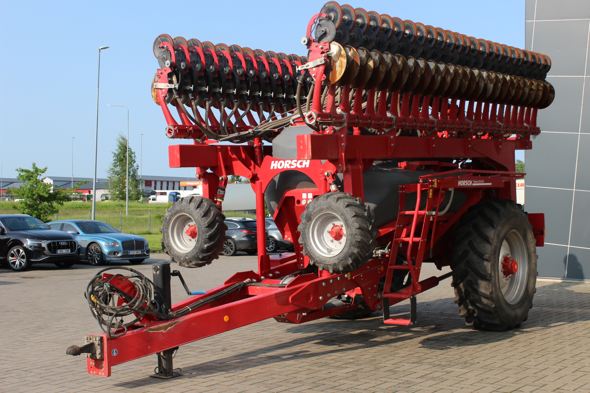 Lauksaimniecības tehnika: Horsch Avatar 12.25 SD