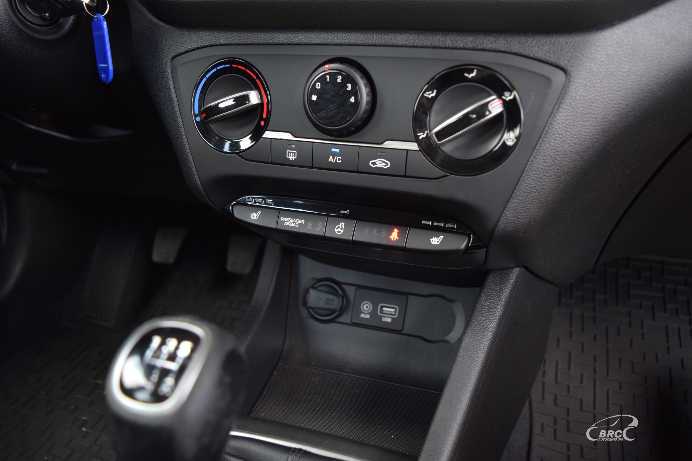 Легковой автомобиль: Hyundai I20