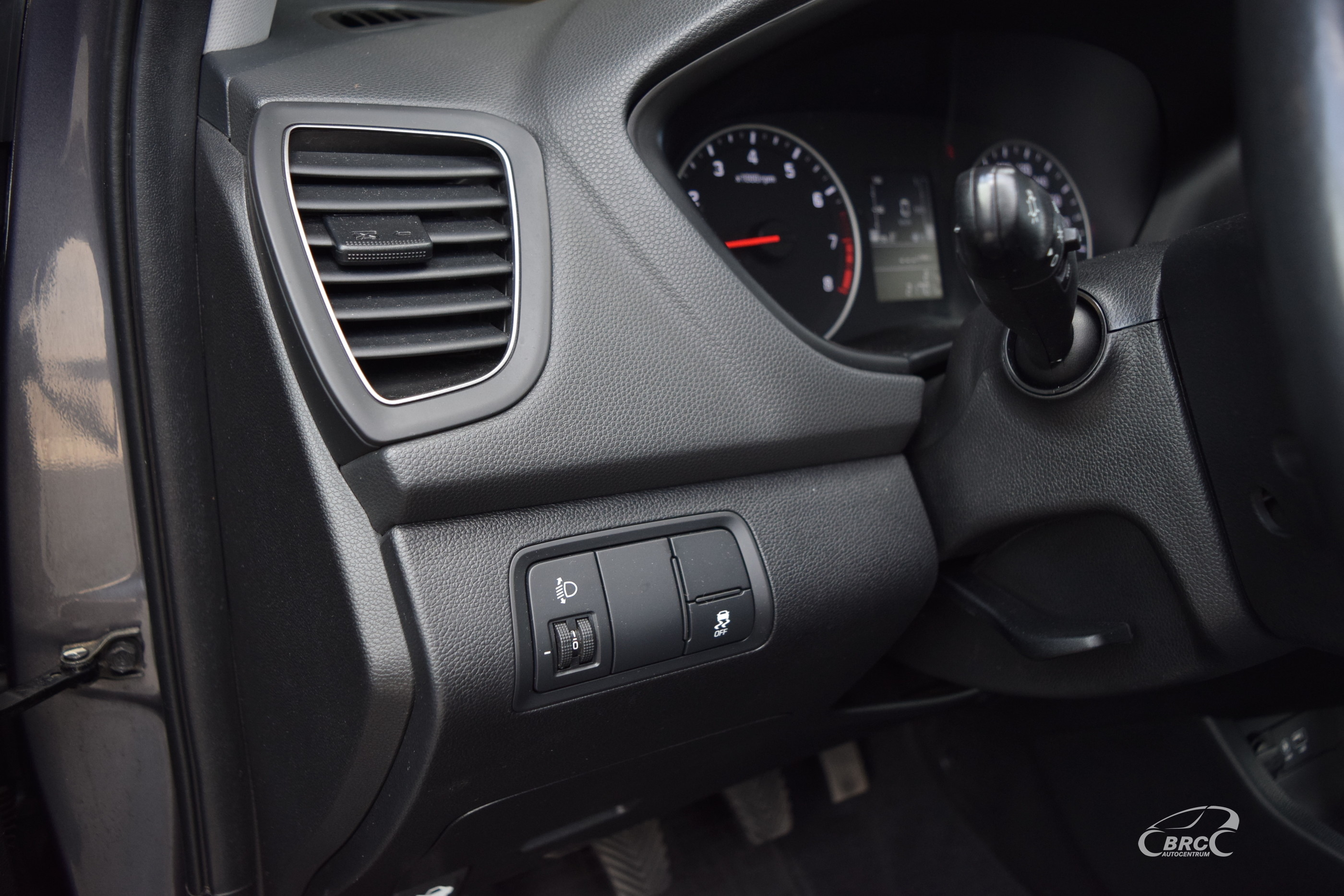 Легковой автомобиль: Hyundai I20