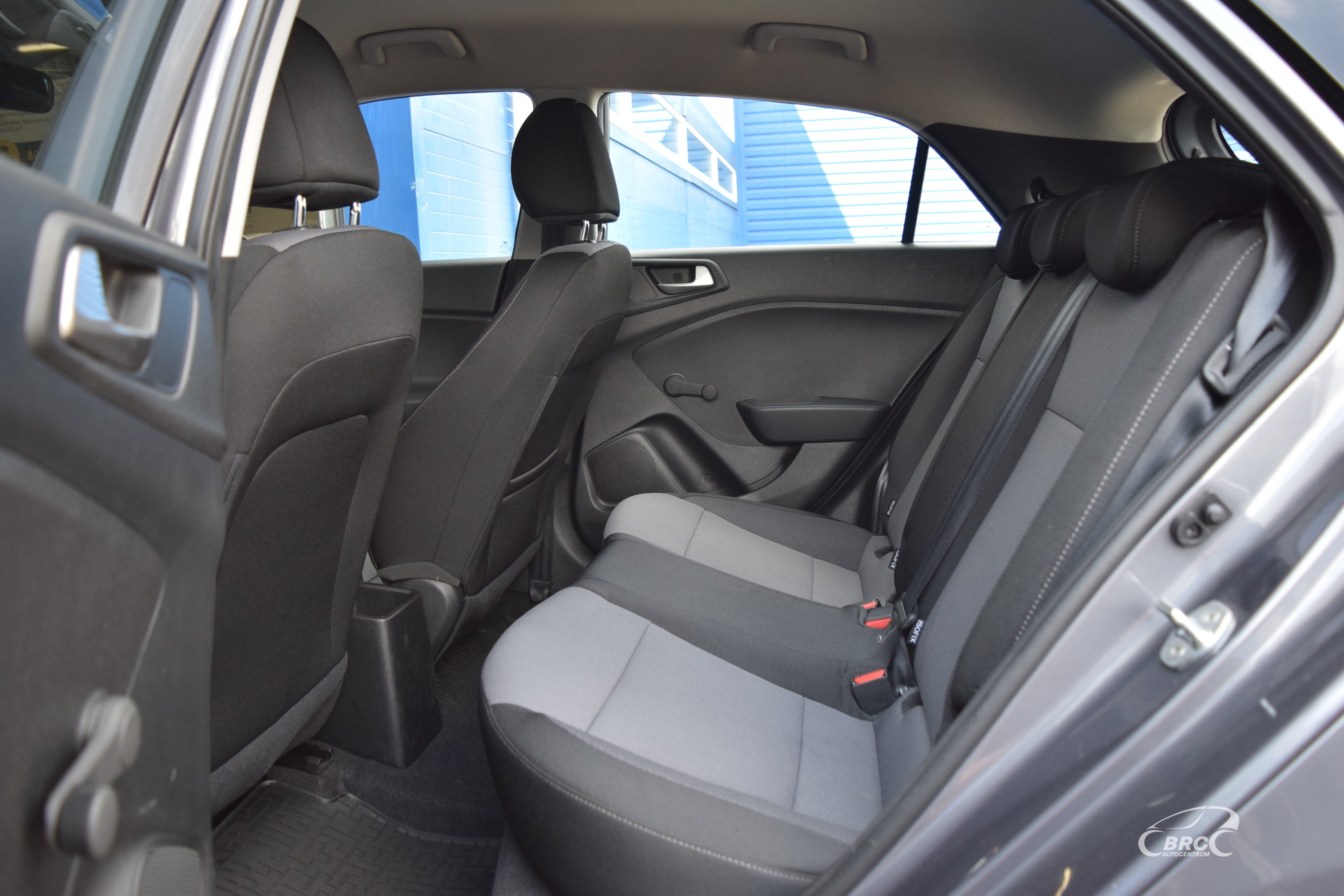 Легковой автомобиль: Hyundai I20