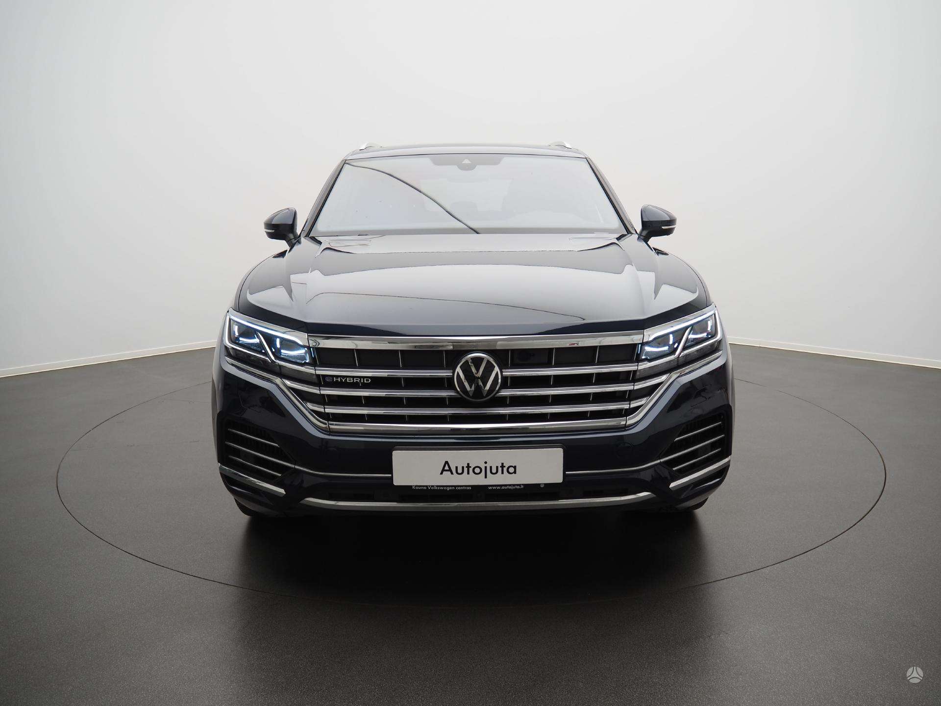 Vieglā automašīna: Volkswagen Touareg