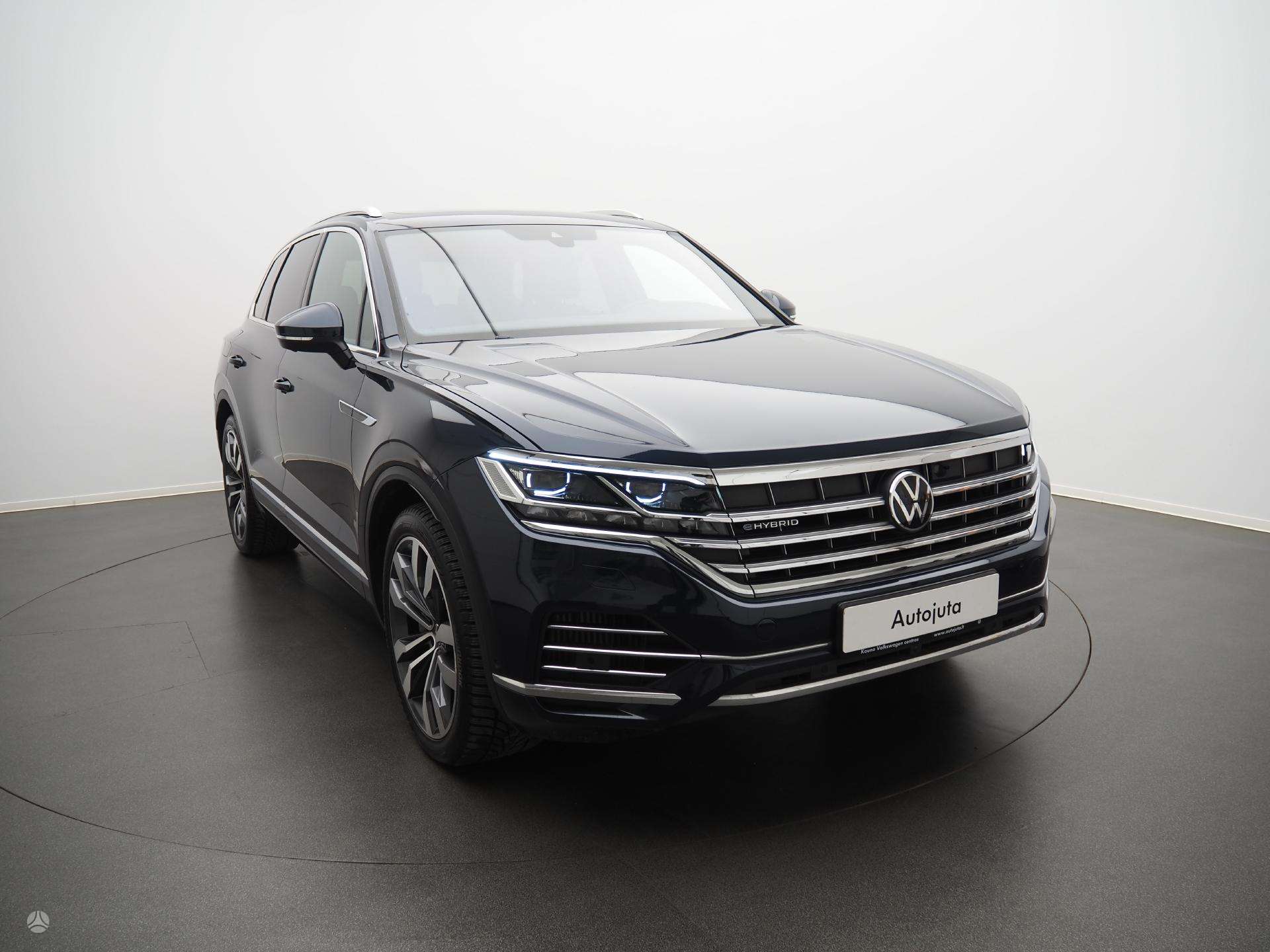 Vieglā automašīna: Volkswagen Touareg