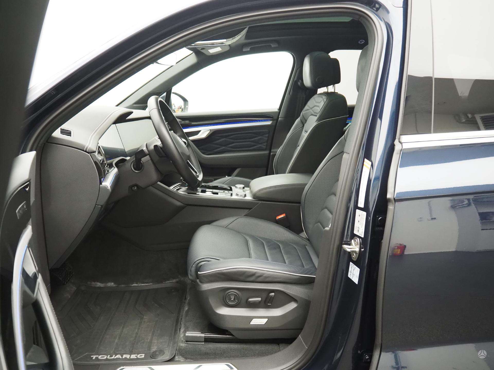 Vieglā automašīna: Volkswagen Touareg