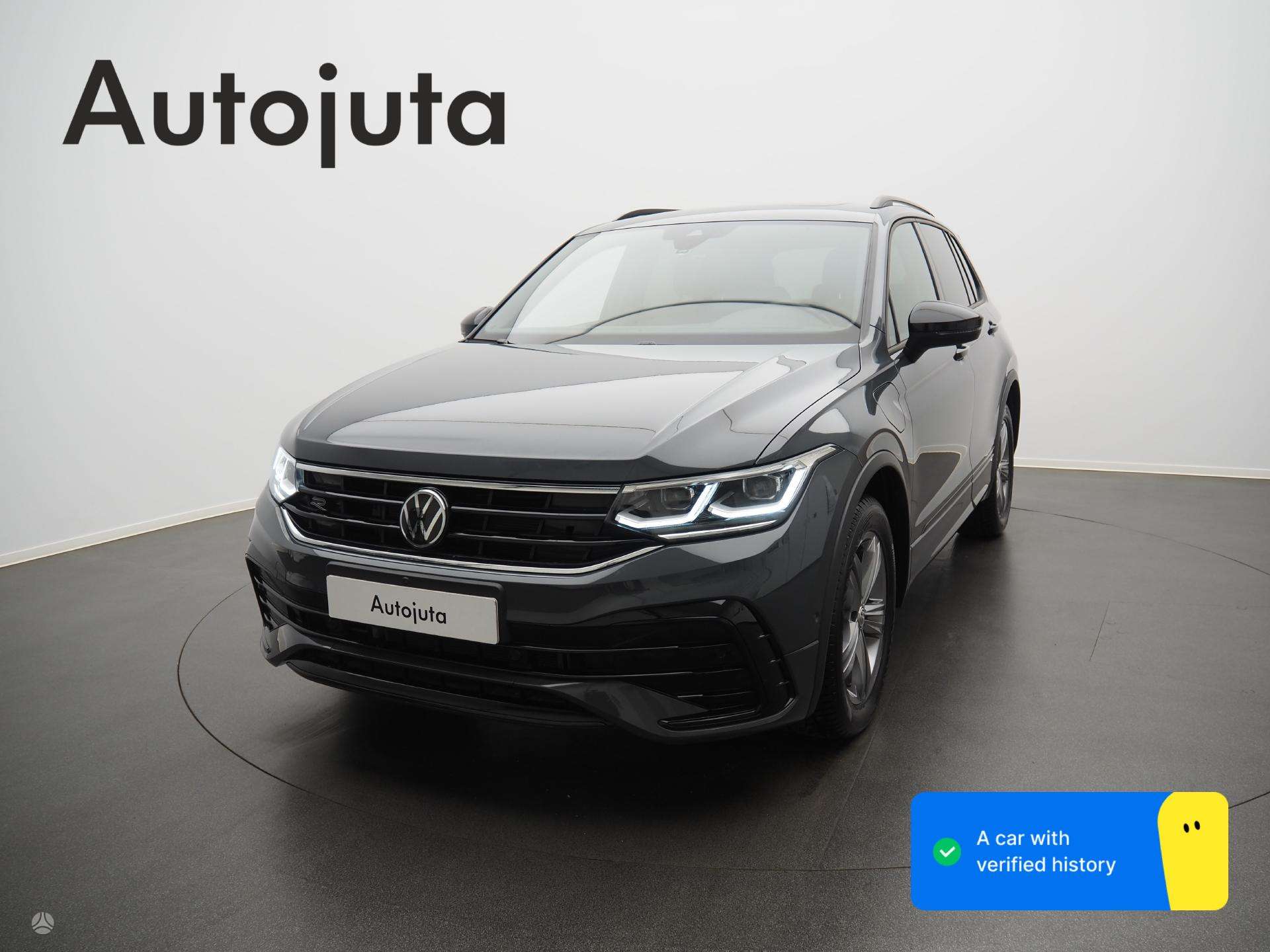Легковой автомобиль: Volkswagen Tiguan