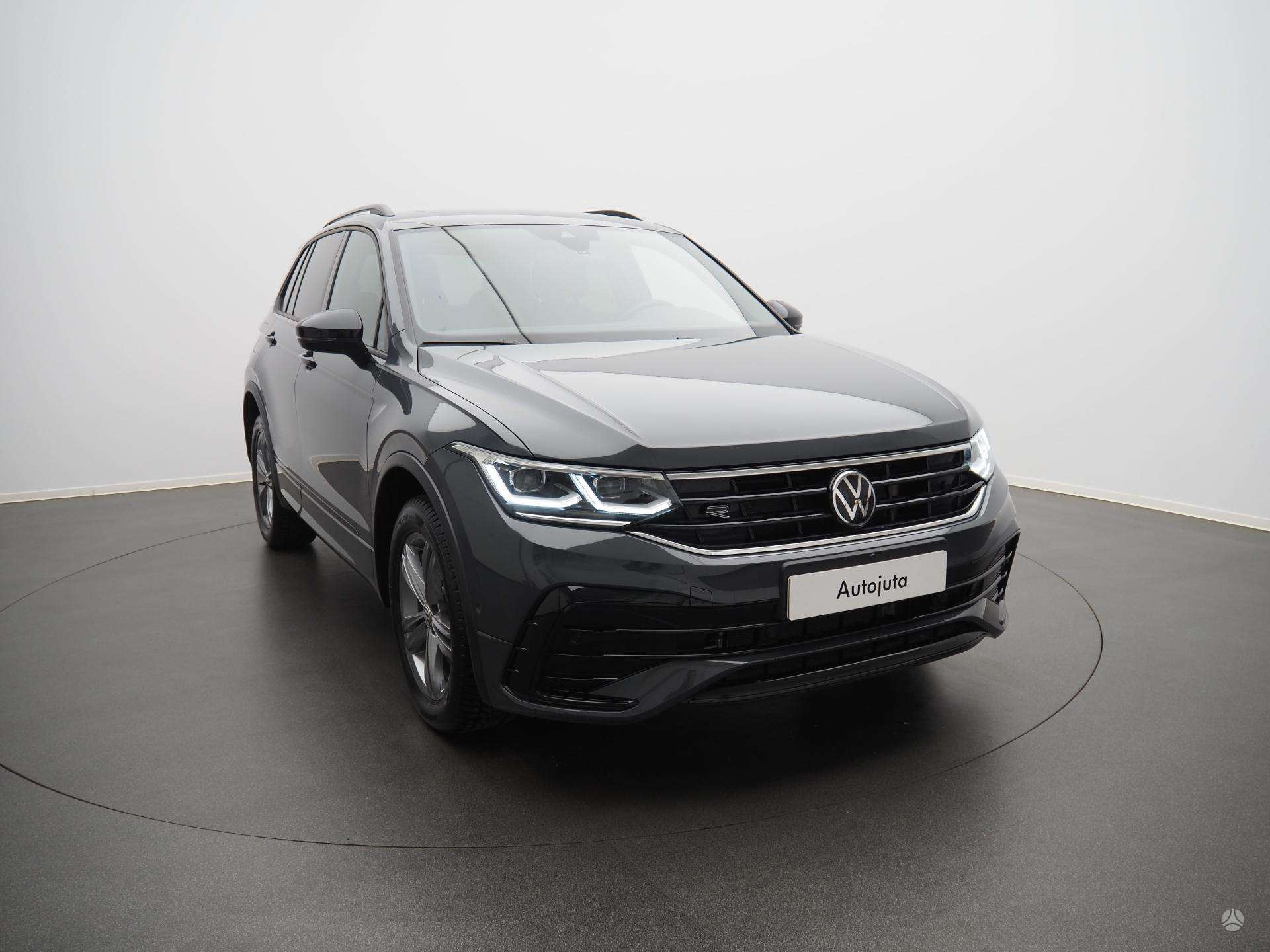 Легковой автомобиль: Volkswagen Tiguan