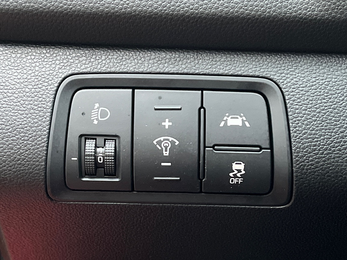 Легковой автомобиль: Hyundai I20