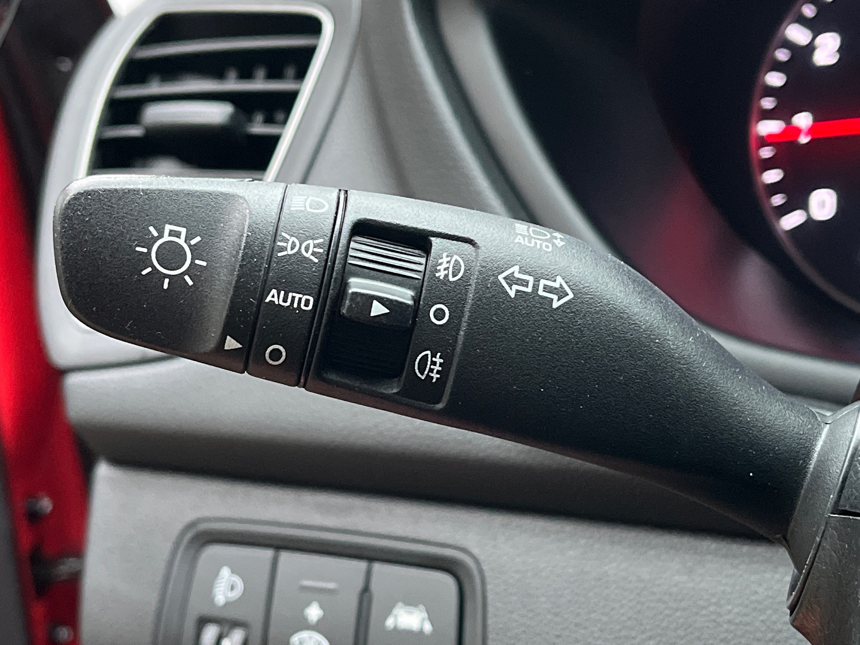 Легковой автомобиль: Hyundai I20