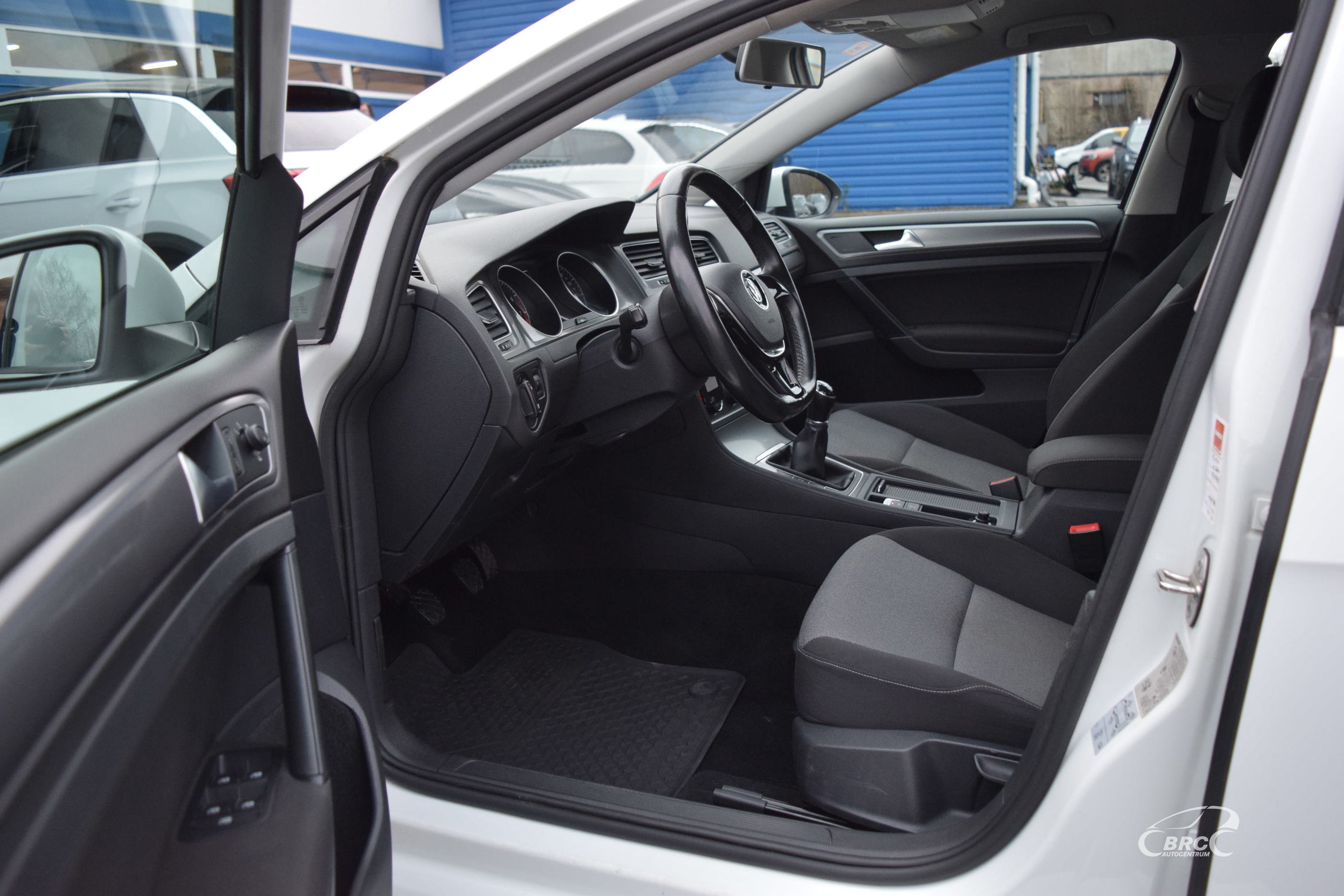 Vieglā automašīna: Volkswagen Golf