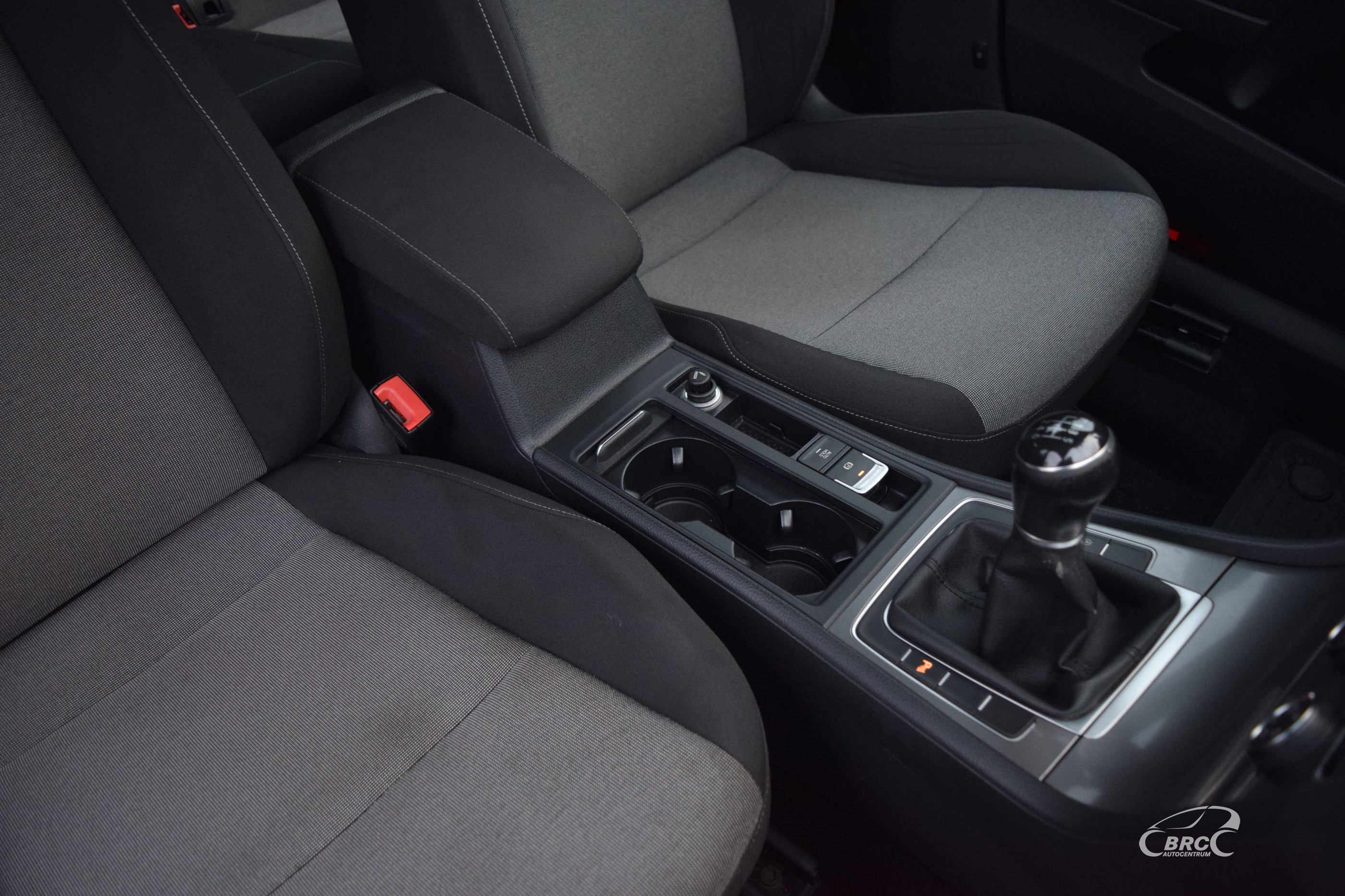 Vieglā automašīna: Volkswagen Golf