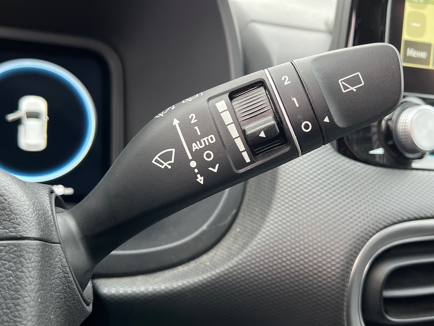 Легковой автомобиль: Hyundai KONA