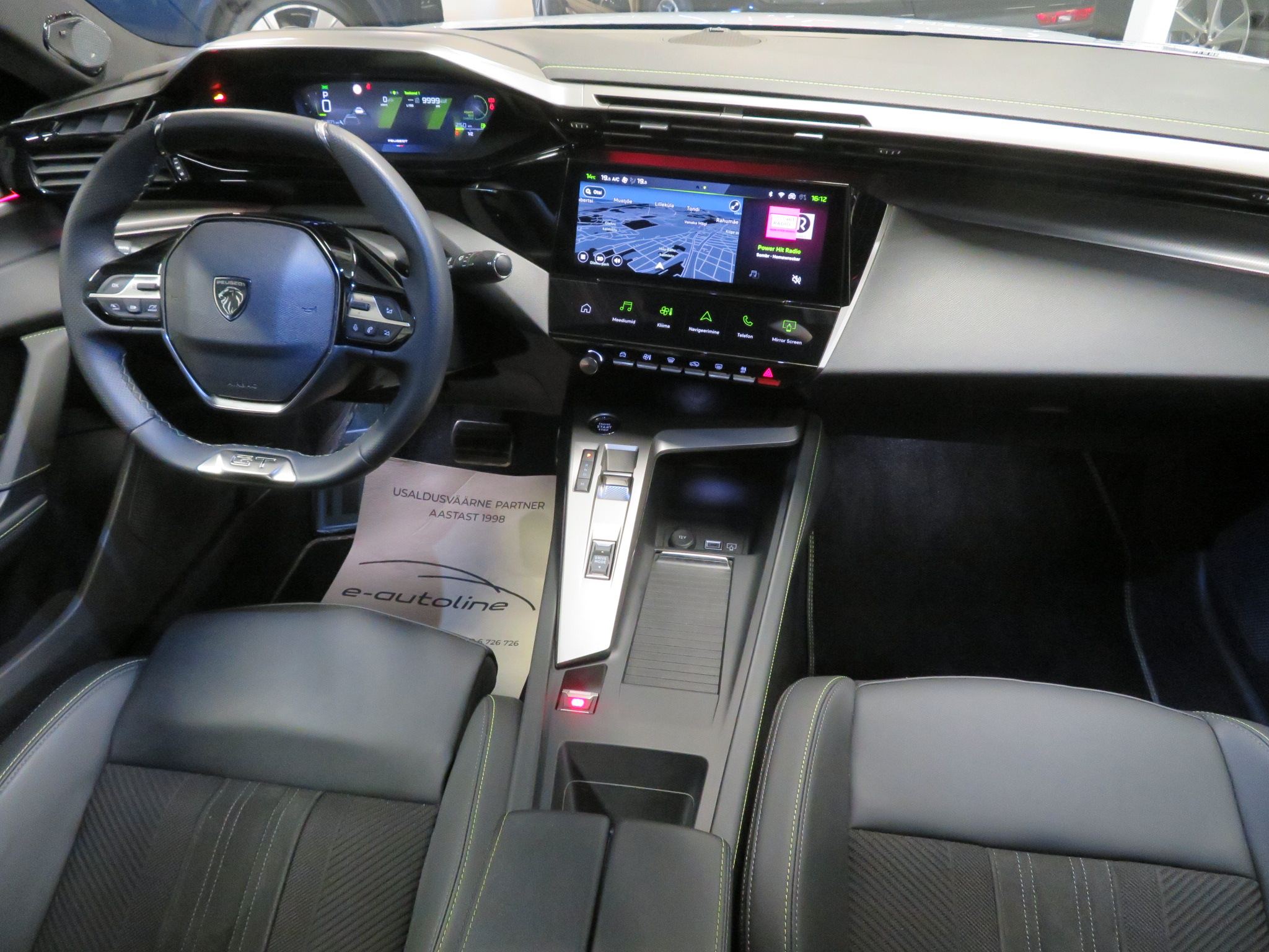 Vieglā automašīna: Peugeot 408