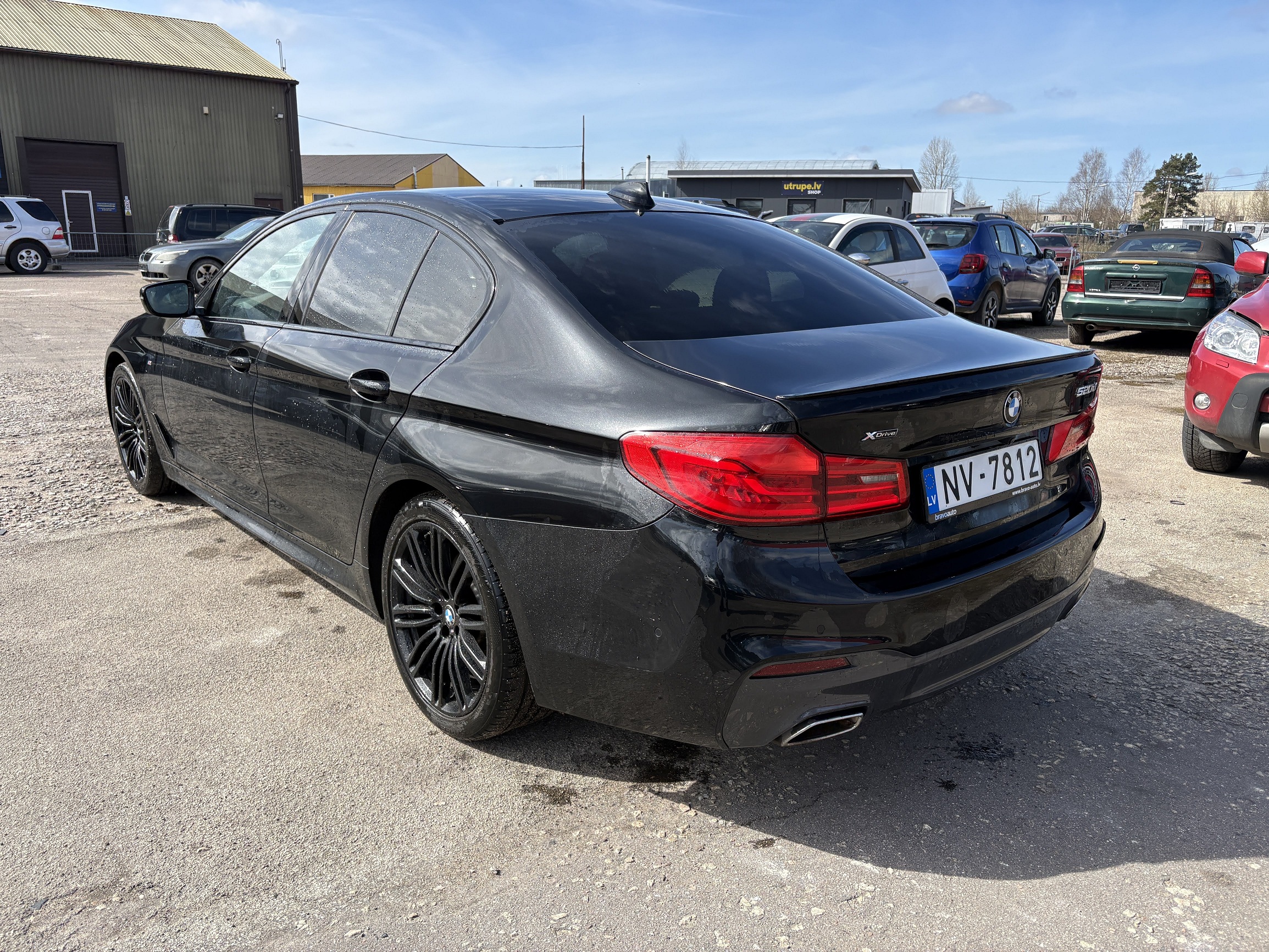 Car: BMW 520 d xDrive