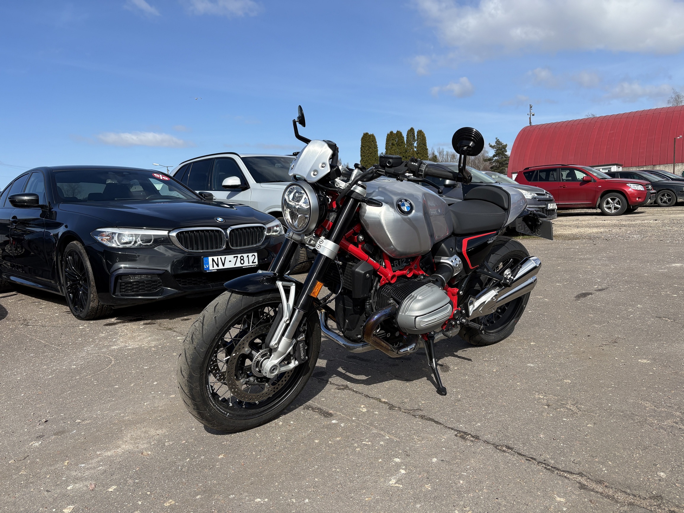 Vieglā automašīna: BMW R 12 NINET