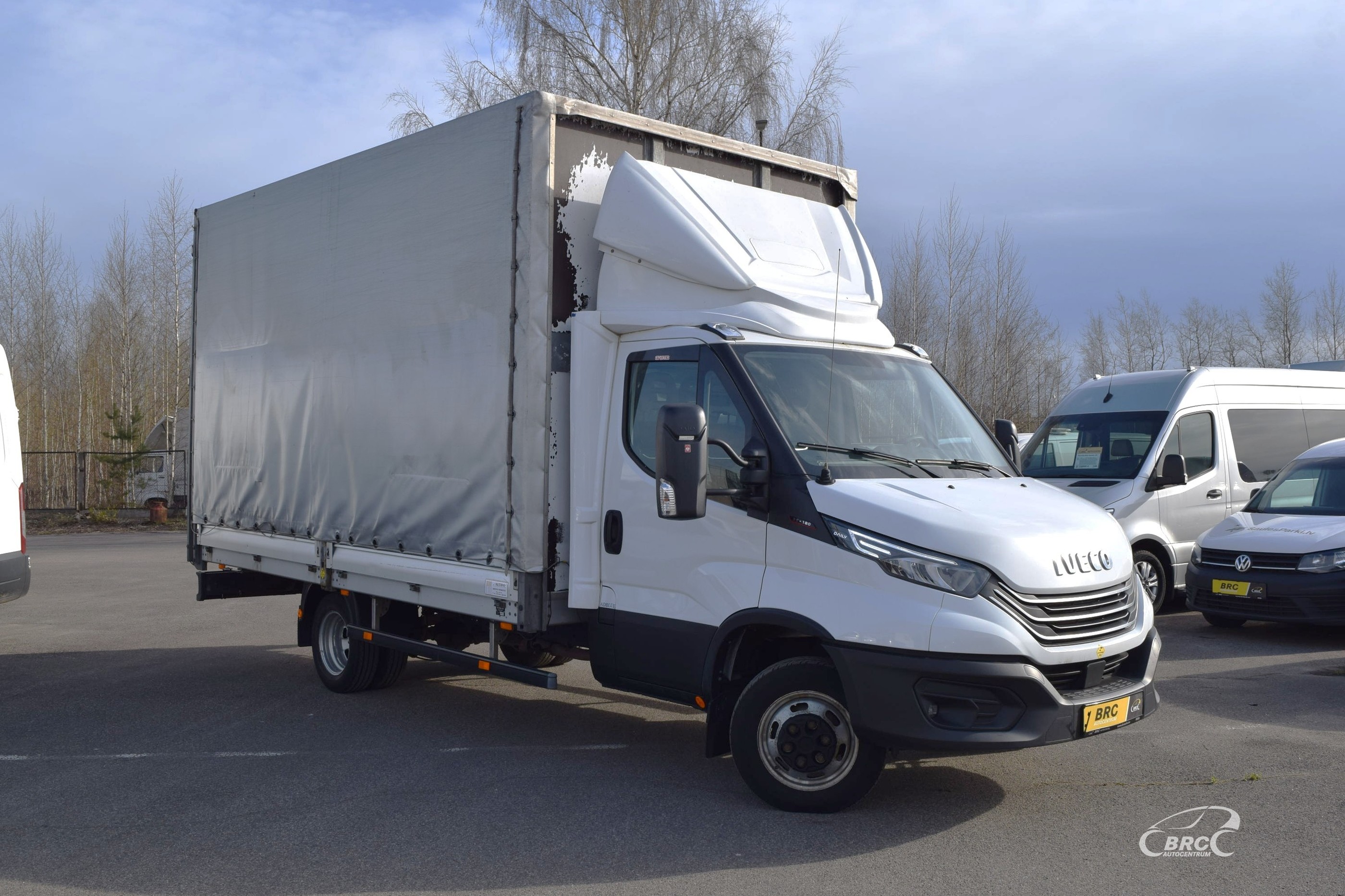 Komerctransports: Iveco 35C18