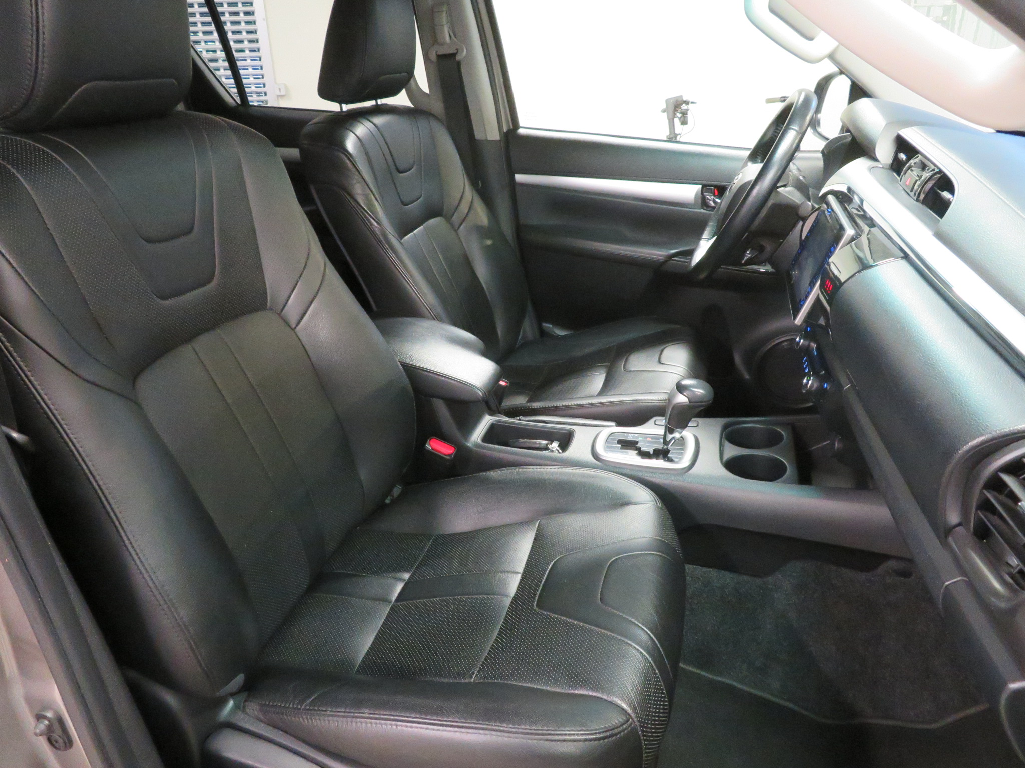 Vieglā automašīna: Toyota Hilux