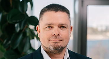 Специалист: Edžus Tomsons