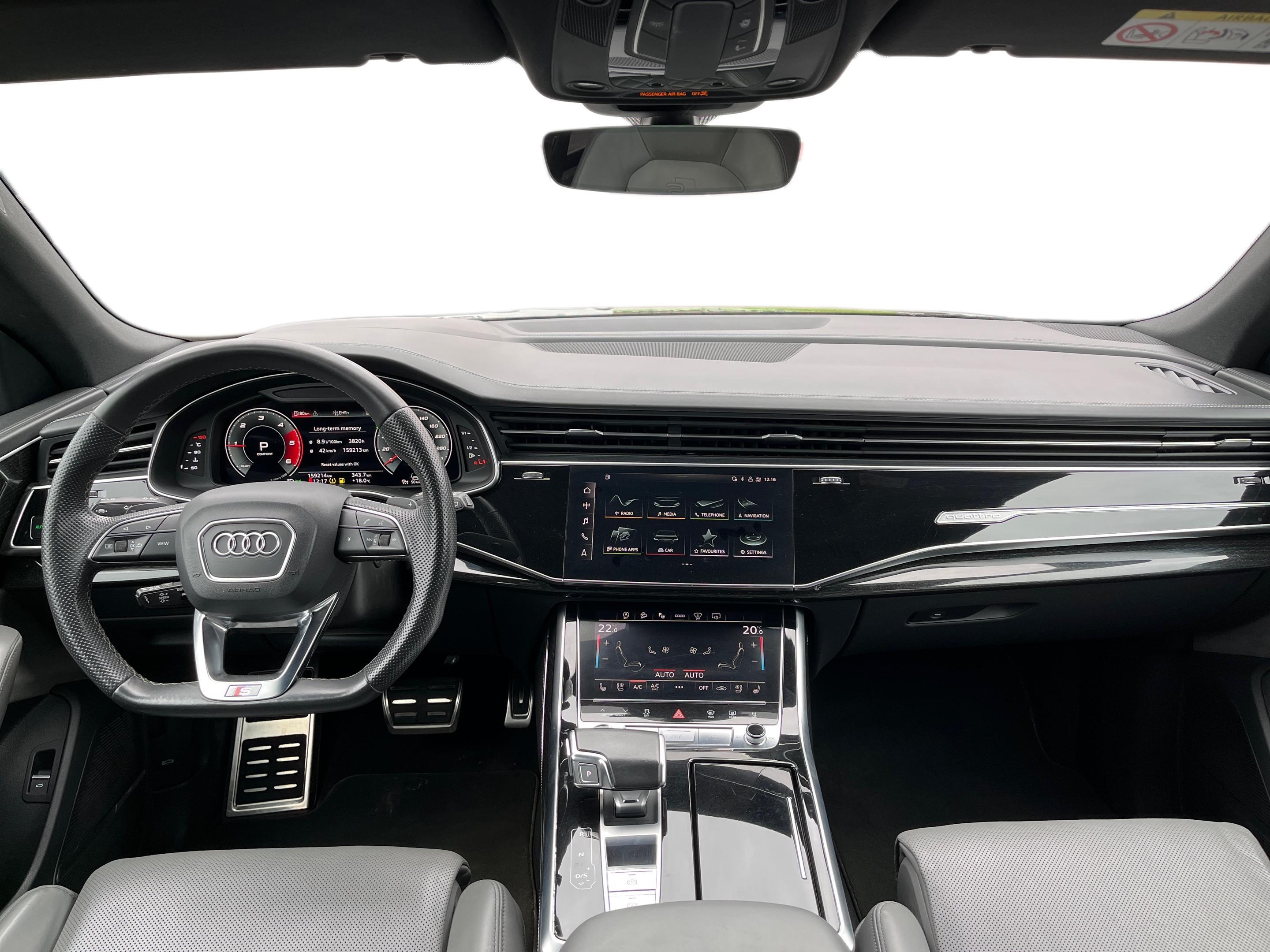 Vieglā automašīna: Audi Q8