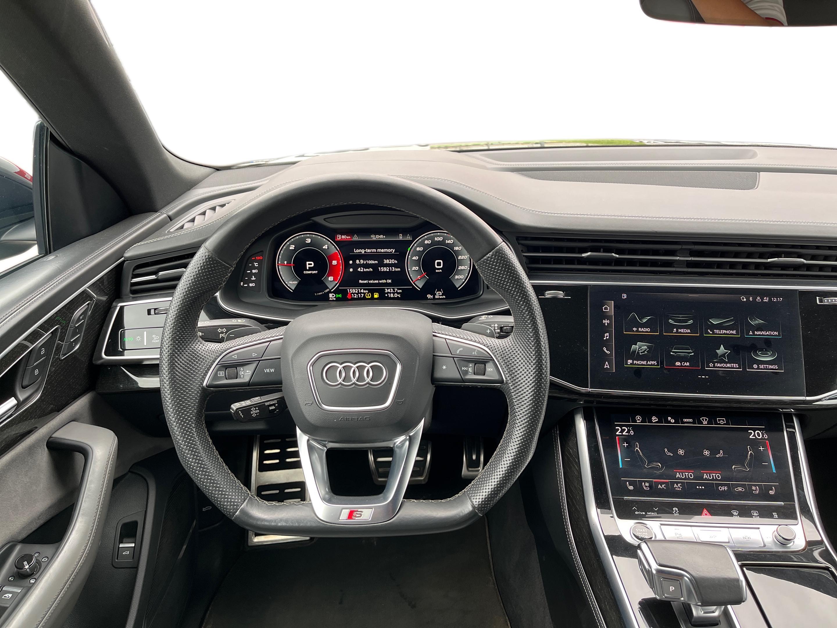 Vieglā automašīna: Audi Q8
