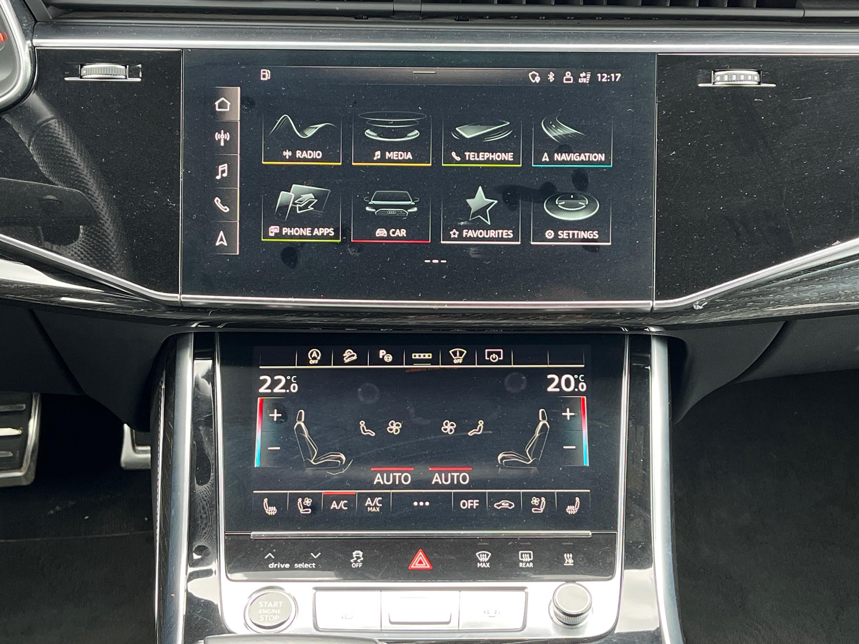 Vieglā automašīna: Audi Q8