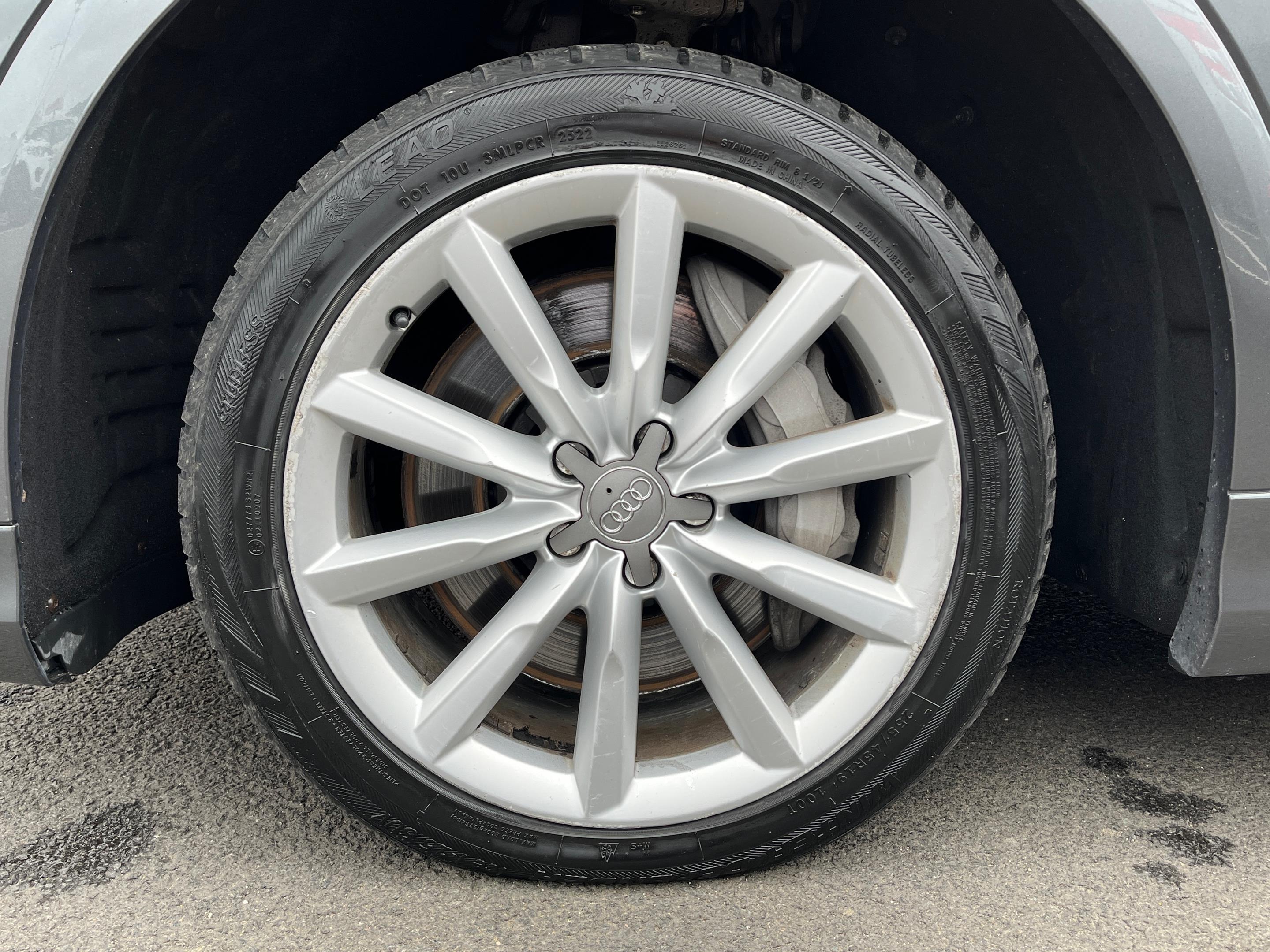 Vieglā automašīna: Audi Q8