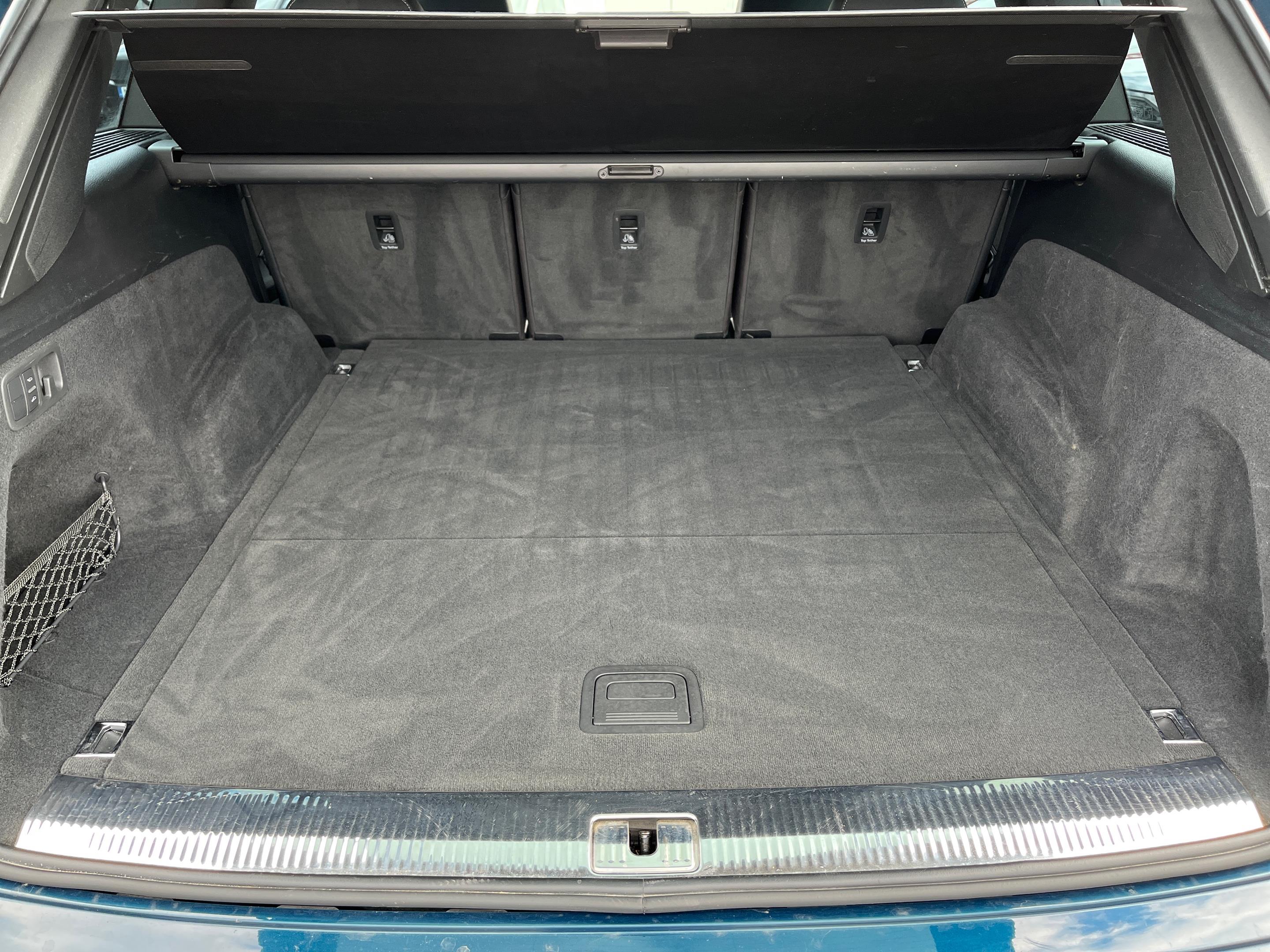 Car: Audi Q7