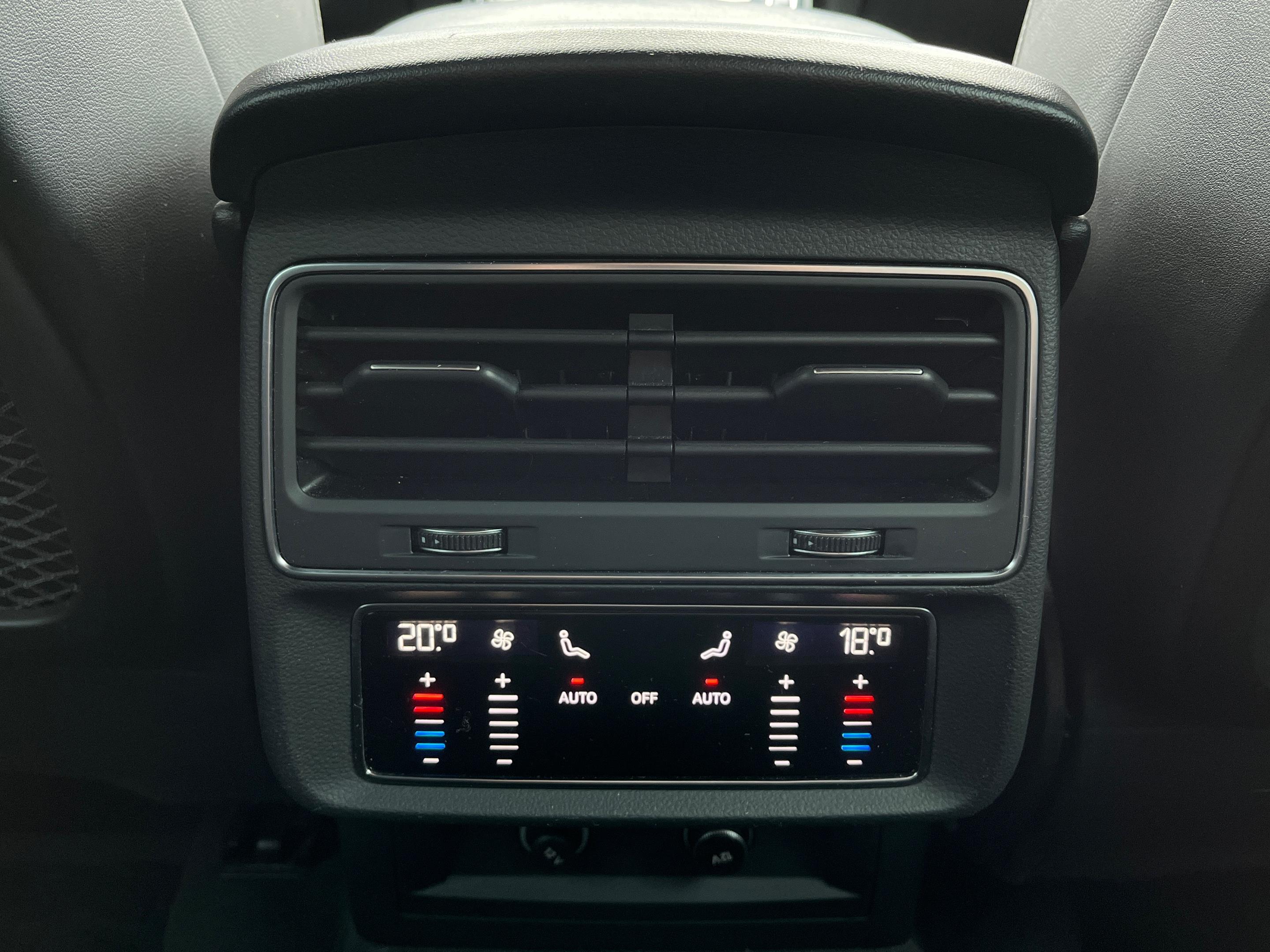 Car: Audi Q7
