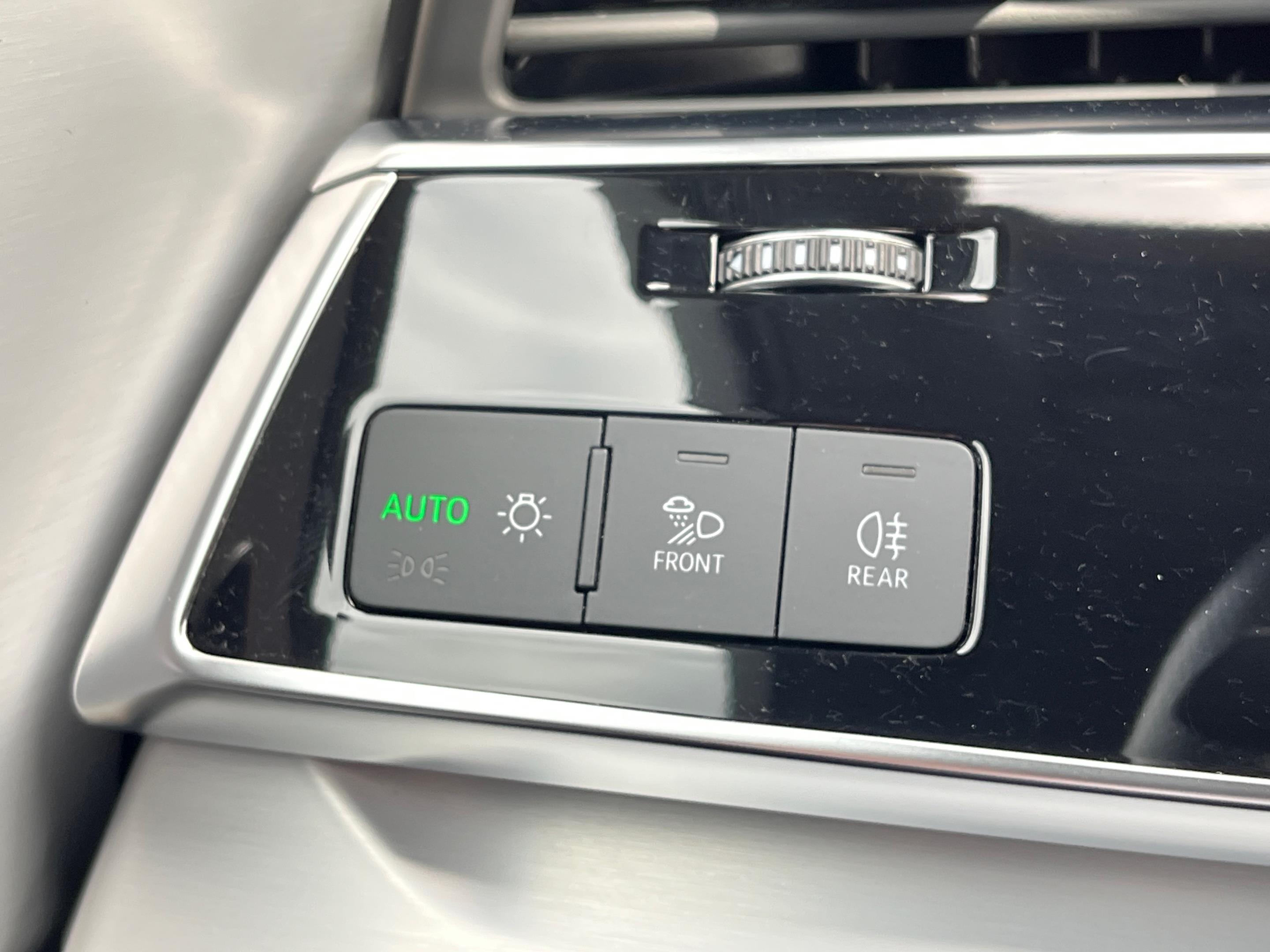 Car: Audi Q7