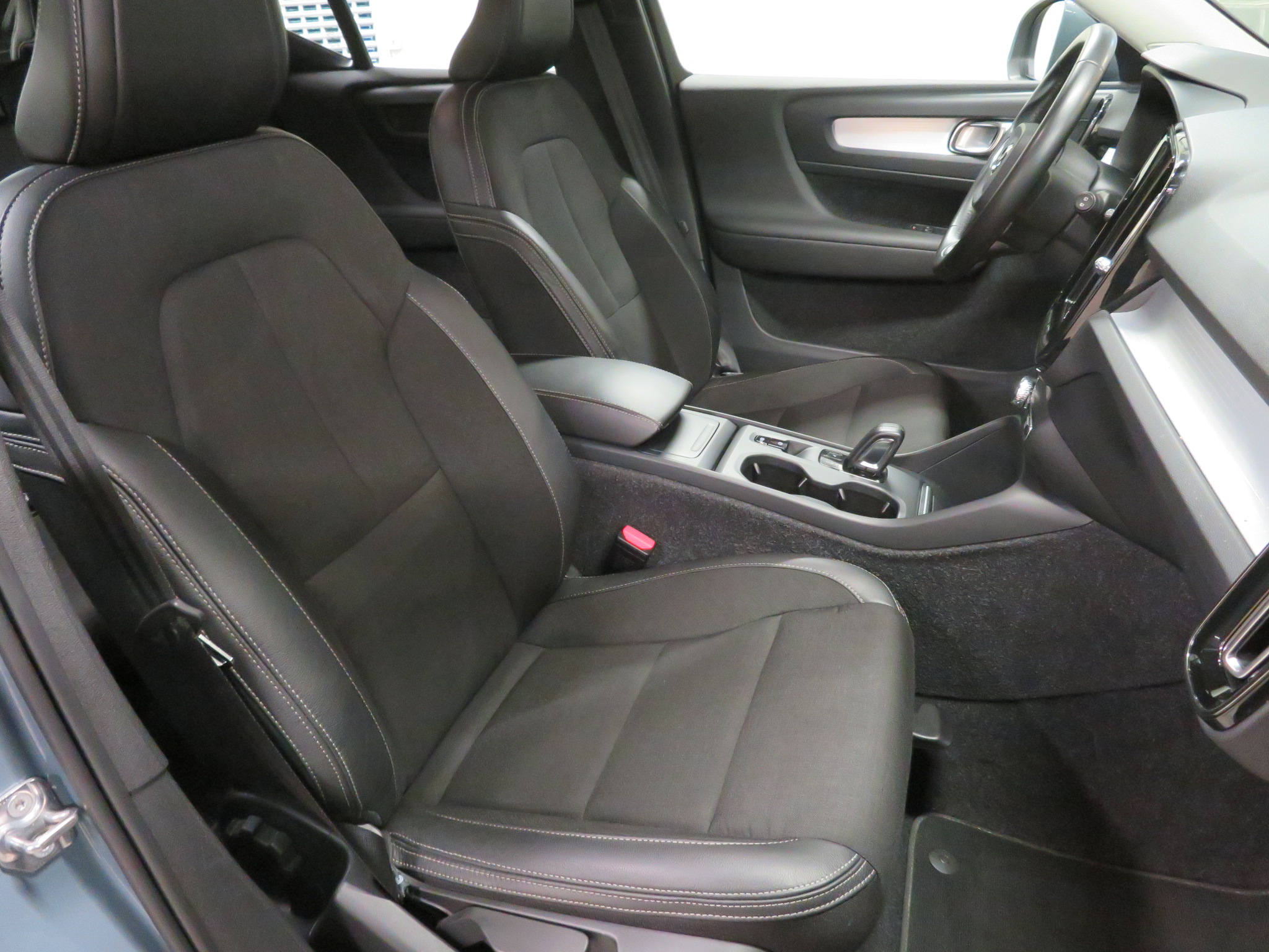 Car: Volvo XC40
